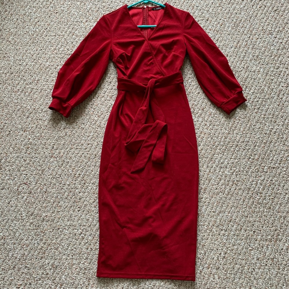 Red Bubble Sleeve Work Dress